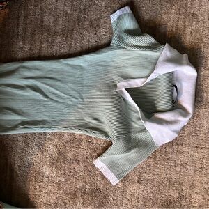 Stylish Ribbed Knit sweater with Collar